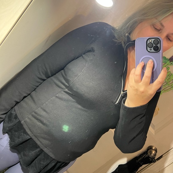 LUCY BLACK FLEECE EUC M JACKET PULLOVER - Picture 7 of 8